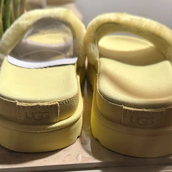 Ugg Yellow Fuzzy Fur Slide Sandals - Picture 6 of 8